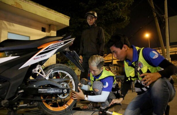 vá xe máy hà nội
