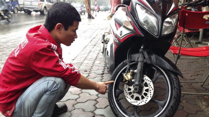 KIỂM TRA XE MÁY CŨ