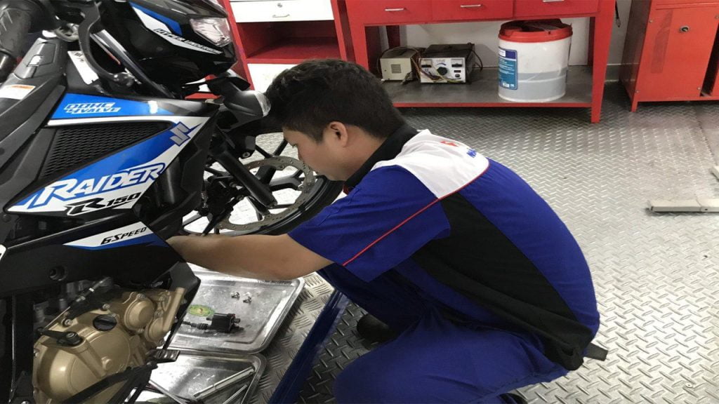 Sửa chữa xe suzuki tại TPHCM Sửa chữa xe tải xe du lịch Suzuki