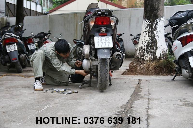 cứu hộ xe máy đường Phan Đình Phùng 