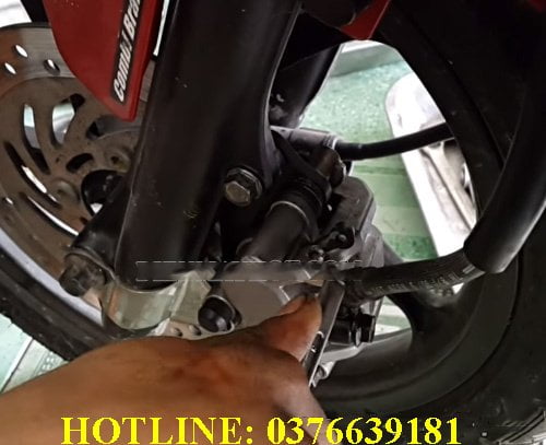 xe máy bị bó biên 