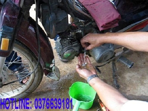 xăng pha nước xe máy