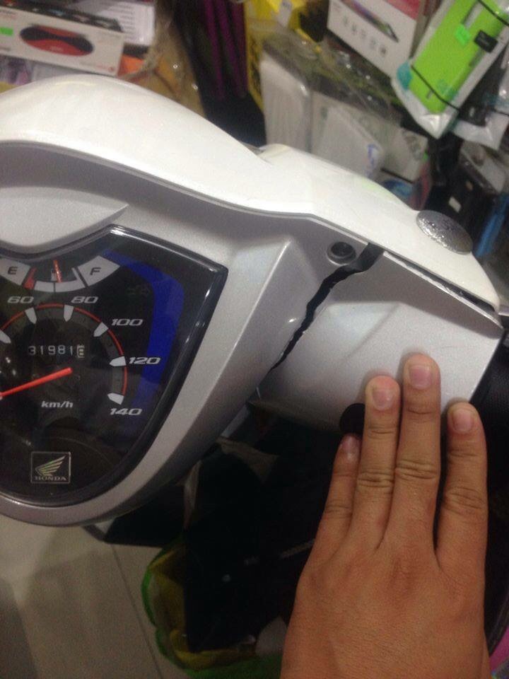 hàn nhựa xe máy