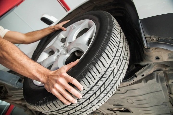 Vá Vỏ Xe Ô Tô Quận 10