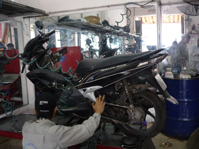 sửa xe airblade