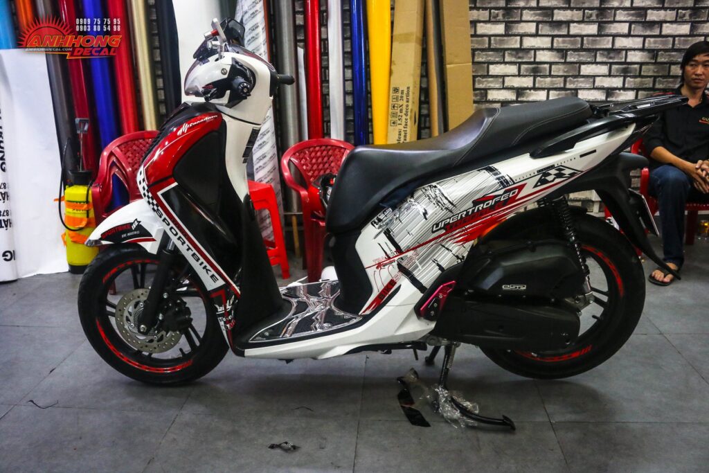 hướng dẫn cách dán decal xe máy tại nhà