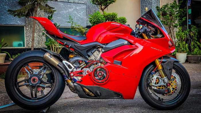 mức tiêu hao nhiên liệu của Xe moto phân khối lớn