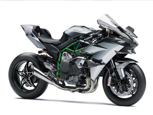 Xe moto phân khối lớn
