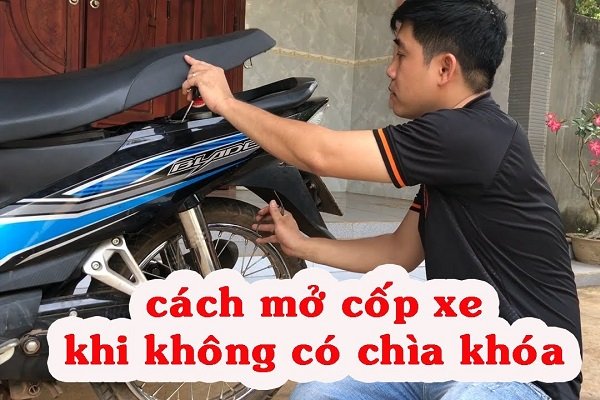 hướng dẫn Cách Mở Cốp Xe Máy Bị Quên Chìa Khóa hiệu quả